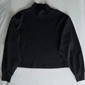 Athleta Black Athleisure Cropped Long Sleeve Small